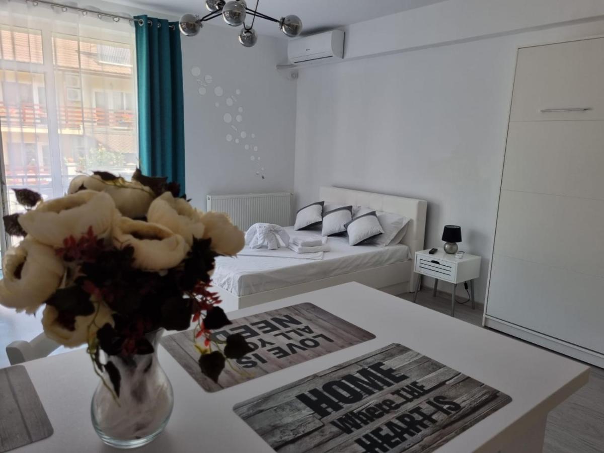 Delux Studio Mamaia Nord Năvodari Eksteriør bilde